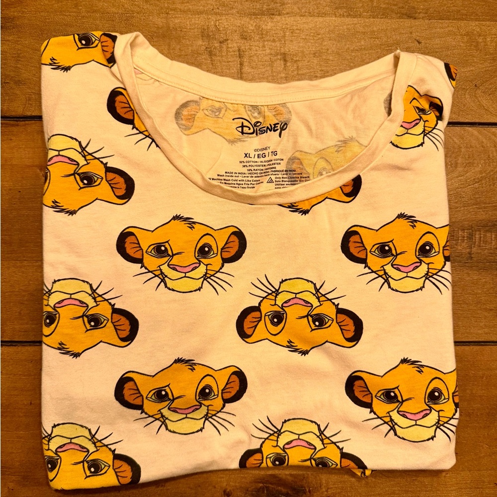Lion King Simba Graphic Tee